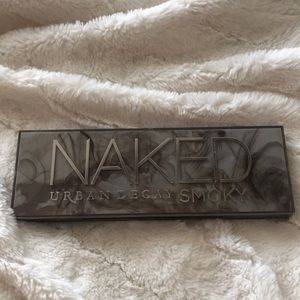 NAKED urban decay smoky palette